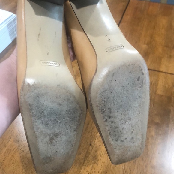 Coach camel color leather pumps - Picture 3 of 5